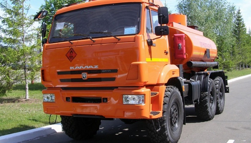 НефАЗ 66061 1142 Емкостно-наливная техника (автоцистерна)